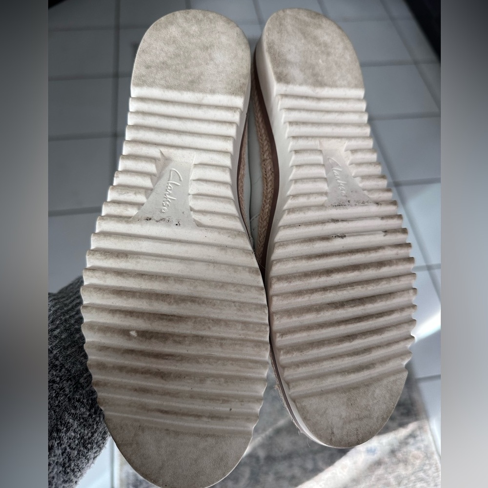 Clarks Collection Flats - Picture 2 of 6